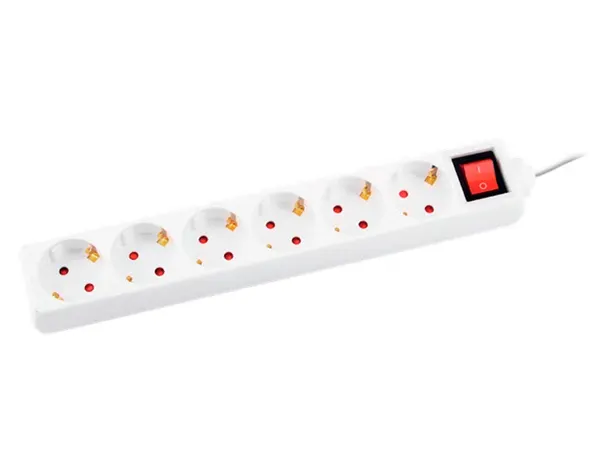 Multiprise q-connect de 6 prises avec interrupteur      longueur cable 1,5m coloris   blanc — Non classé