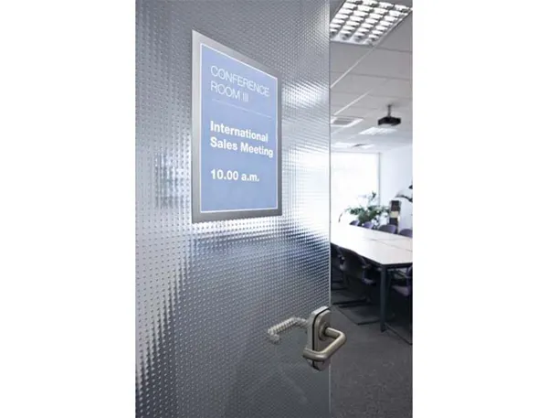 DURABLE Cadre d'affichage magnétique DURAFRAME, A3, argent — Aménagement d'espace