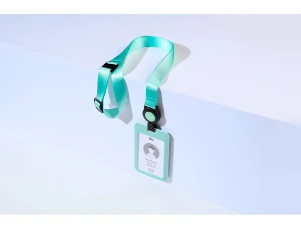 Porte-cartes avery avec enrouleur et tour de cou      recycle ajustable coloris     vert — Non classé