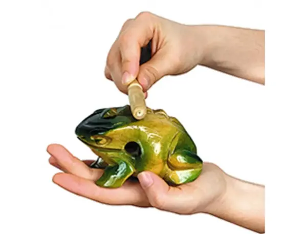 Grenouille guiro fuzeau instrument en bois imitation  coassement 10cm — Non classé
