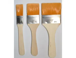 Pinceaux plats larges soie blanche manche en bois set de 3 pinceaux largeur 20 30 et   40 mm — Non classé