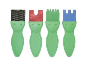 Pinceaux plats rigides touffe en caoutchouc manche          plastique lot de 4 pinceaux   assortis 95 x 35 mm — Non classé