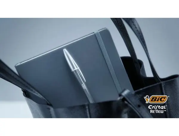 BIC Stylo à bille Cristal RE'NEW, noir — Stylos à bille & accessoires — vue 8
