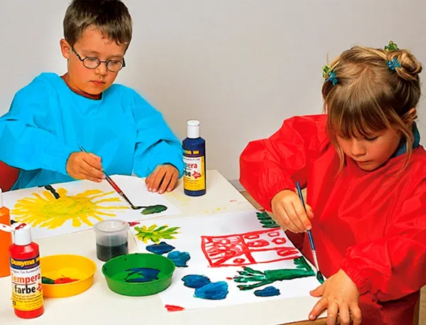 Tablier De Protection Lavable Pour Enfant De 2 4 Ans Couleur Rouge, LA FRANÇAISE DES COULEURS — Activités artistiques — vue 3